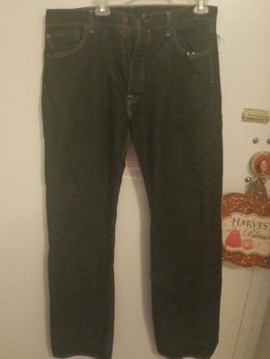 Mens W36 L34 Levis/FREE Dockers Sweater