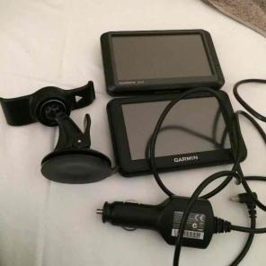 Garmin GPS nuvi 255W and nuvi 40