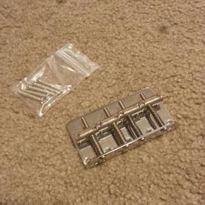 Fender Vintage Bass Bridge