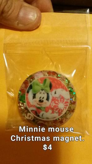 Christmas Minnie mouse magnet