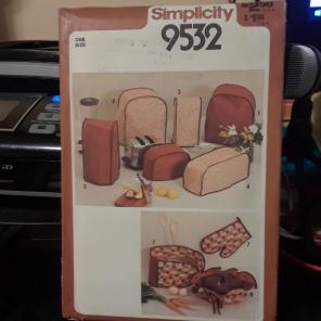 Vintage Simplicity 9532 Appliance Covers