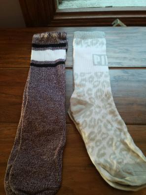 2 new pairs pink socks