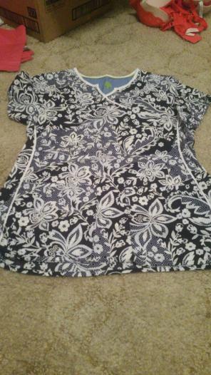 Healing hands scrub top large