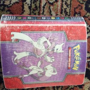 Pokémon Holder