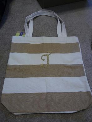 Initial tote bag "T"