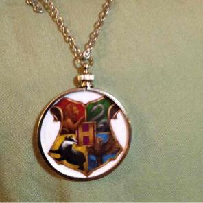 Harry Potter Hogwarts crest white charm