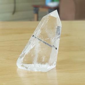 36 Gram Quartz Tower w/Inclusion