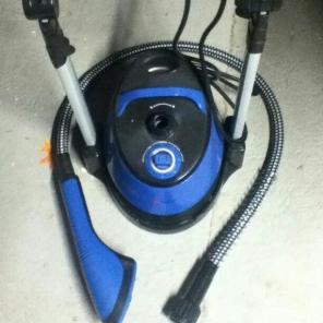 Clothing steamer