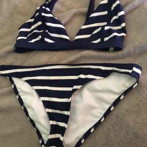 Swim suit