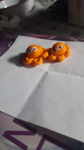 Mini orange octopi