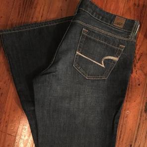 American Eagle Jeans 8