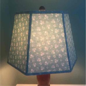Desk lamp