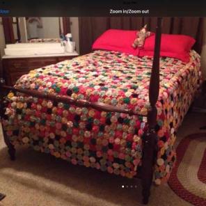 Antique Yo-Yo Quilt/Coverlet