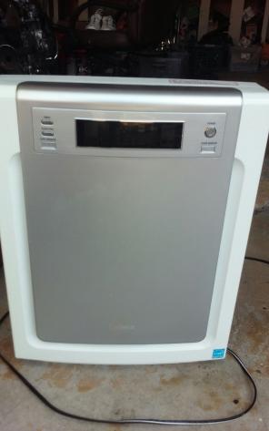 Winix "True HEPA Air Purifyer/w Plasma"