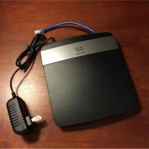 Cisco Linksys E2500 Router
