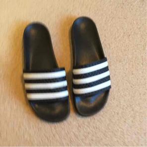Adidas unisex slides