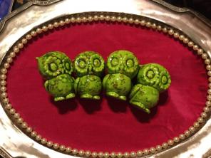 4 Oversized Green Owl Macrame Beads