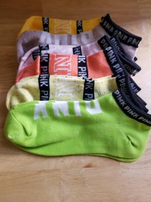 6 PAIRS OF PINK SOCKS FREE SHIPPING