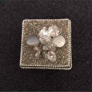 Gray sparkly box