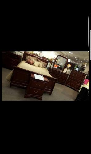 Bedroom set