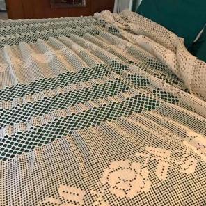 Portuguese lace full size coverlet
