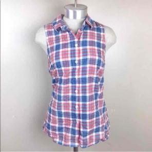 New small plaid button Down sleeveless