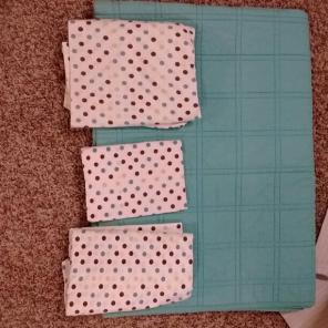 Aqua and lime Twin quilt and sheet set