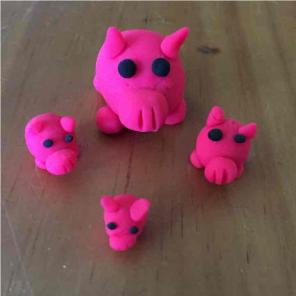 Clay pig family