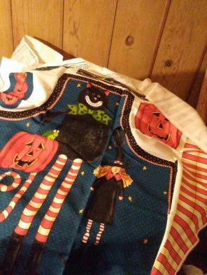 Daisy Kingdom Halloween Apron Panel NEW