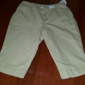 NEW Liz & ME Capri PANTS