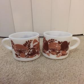 Vintage Mugs And Glasses