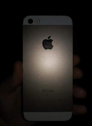 iPhone SE
