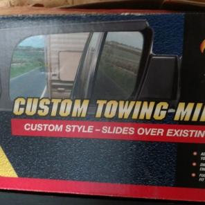 Custom towing mirror