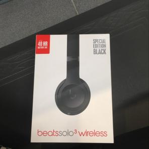 Beats Solo Wireless