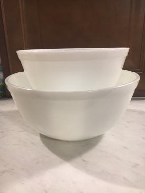 Pyrex 402 403 White Opal Marked Mix Bowl