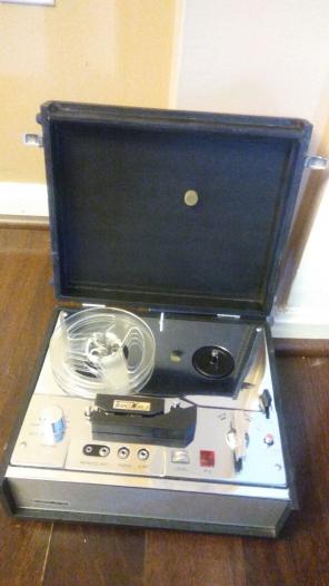 Vintage Trans World Transist Reel player