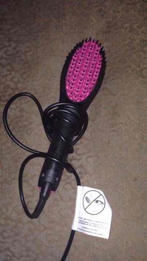 Straightening hair brush