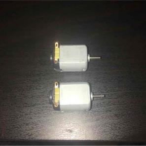 2 DC Motors