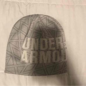 Youth Under armour beanie