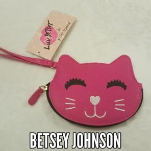 Betsey Johnson kit coin purse