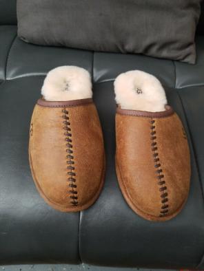 Ugg slippers