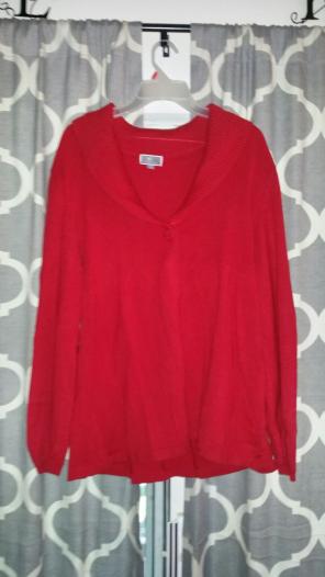 Red one button cape