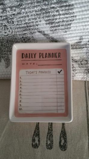 Magenta office -Tray: DAILY PLANNER
