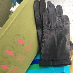 Vintage Genuine Leather Gloves