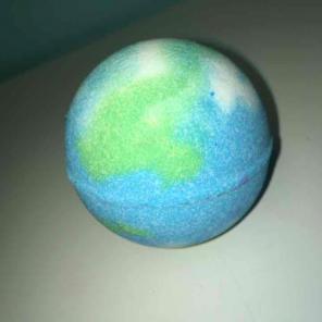 Earth Bathbomb