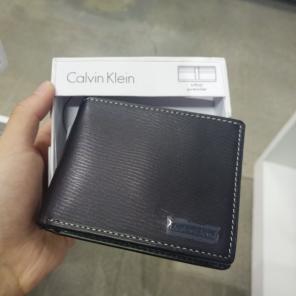 Calvin Klein Men's. Wallet Bnwt
