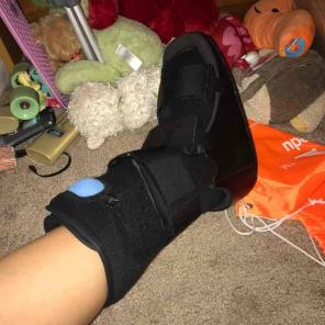 Size Medium Air Cast