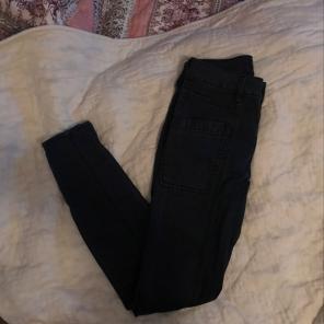 navy blue cargo pants