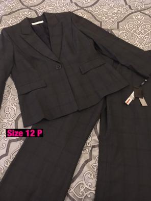 NWT Tahari Suit