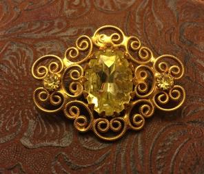 Vintage Goldtone Brooch